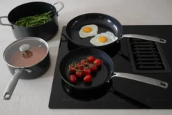 Combekk Element paistinpannu alumiini musta, Ø24 cm