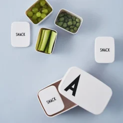 Design Letters snack box lounaslaatikolle, valkoinen