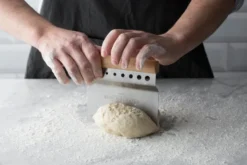 Innovative pöytäharja 15 cm, Cream-harmaa