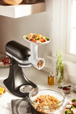 KitchenAid lihamylly yleiskoneeseen, Stainless steel