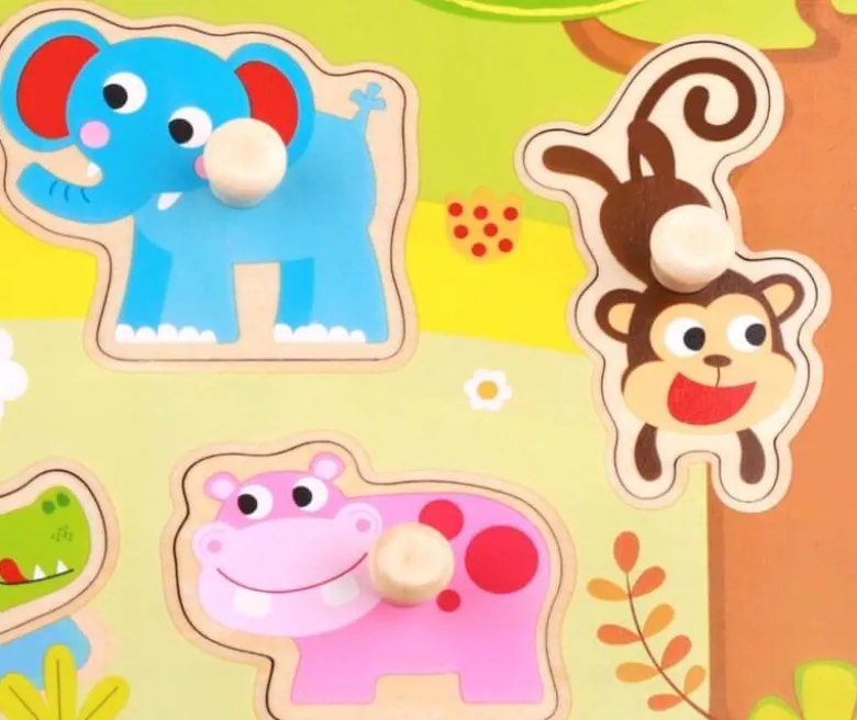 Knoppussel med figursågade vilda djur Tooky Toy