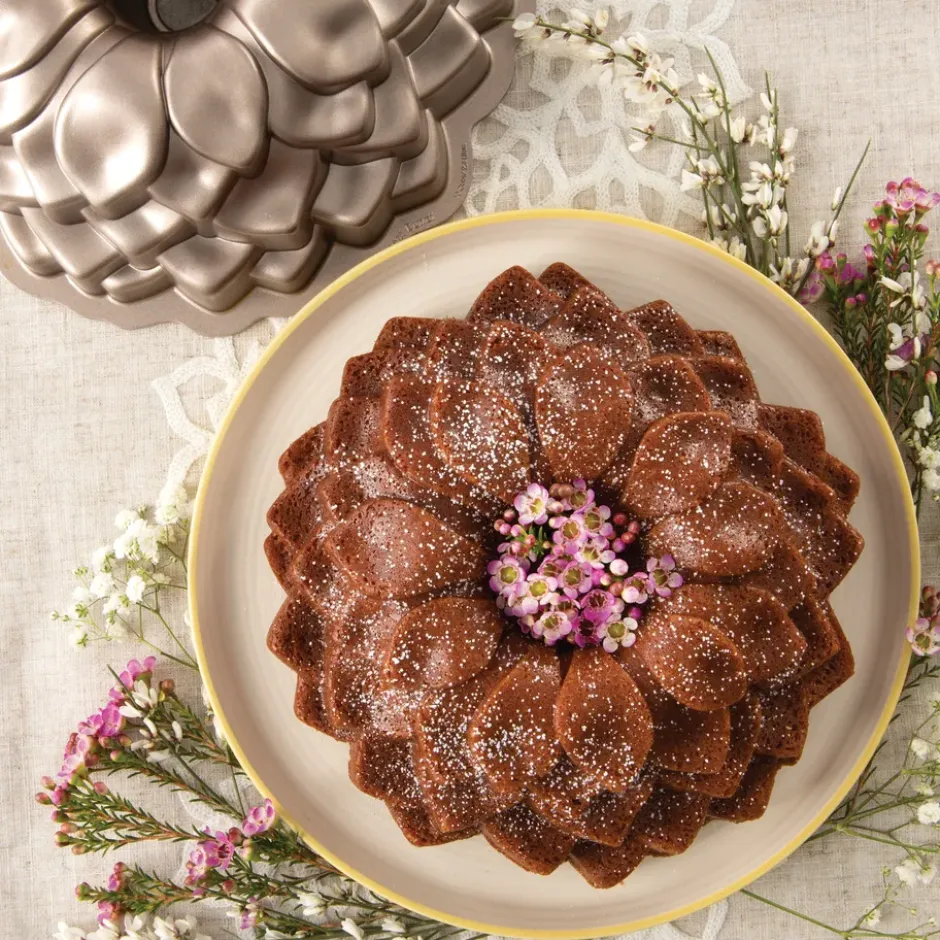 Nordic Ware Blossom bundt -leivontavuoka, 2,4 l