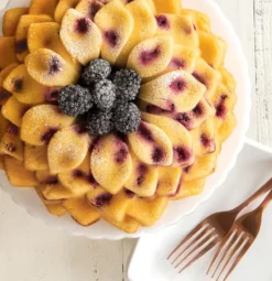 Nordic Ware Blossom bundt -leivontavuoka, 2,4 l