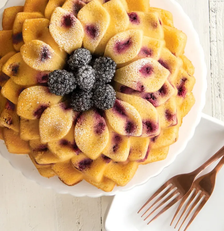 Nordic Ware Blossom bundt -leivontavuoka, 2,4 l