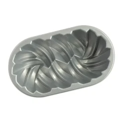 Nordic Ware Braided -leipävuoka 1,4 l, Kulta