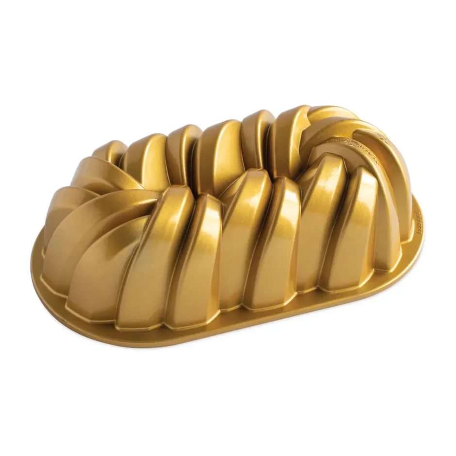Nordic Ware Braided -leipävuoka 1,4 l, Kulta