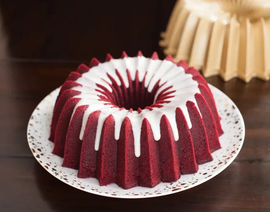 Nordic Ware Brilliance bundt -leivontavuoka, 2,4 l