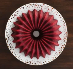 Nordic Ware Brilliance bundt -leivontavuoka, 2,4 l