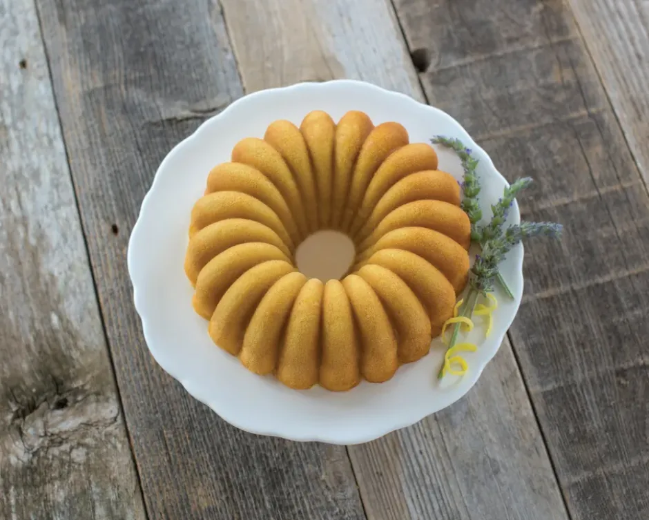 Nordic Ware Elegant party bundt -leivontavuoka, 2,4 l