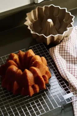 Nordwik Poppy kakkumuotti, Kulta