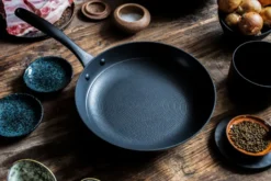 Satake kevytvalurautainen keraaminen paistinpannu, 28 cm