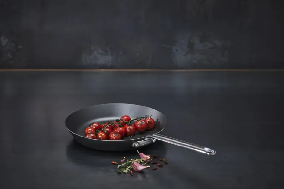 Scanpan paistinpannu 26 cm, Musta
