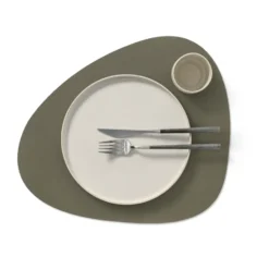 Serene pöytätabletti curve L 37 x 44 cm, Moss