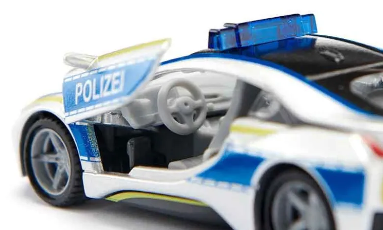 Siku Polisbil BMW i8 2303