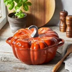 Staub La Cocotte kurpitsa pata 3,45 L., Kaneli