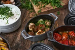 Staub La Cocotte ovaali minipata valurauta 0,25 L, Grafiitinharmaa