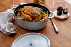 Staub La Cocotte ovaali pata valurauta 6,7 L, White truffle