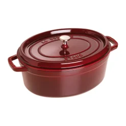 Staub La Cocotte ovaali pata valurauta 6,7 L, Grenadiininpunainen