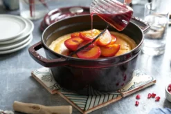Staub La Cocotte pyöreä pata valurauta 2,6 L, Grenadiininpunainen