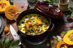 Staub La Cocotte pyöreä pata valurauta 3,8 L., Grenadiininpunainen