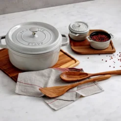 Staub White Truffle -pata, 0,25 l