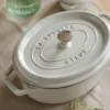 Staub White Truffle -pata, ovaali, 4,2 l