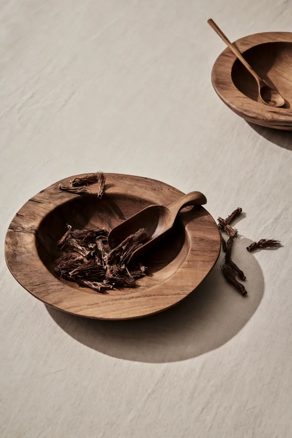 Teak kauha, Ruskea